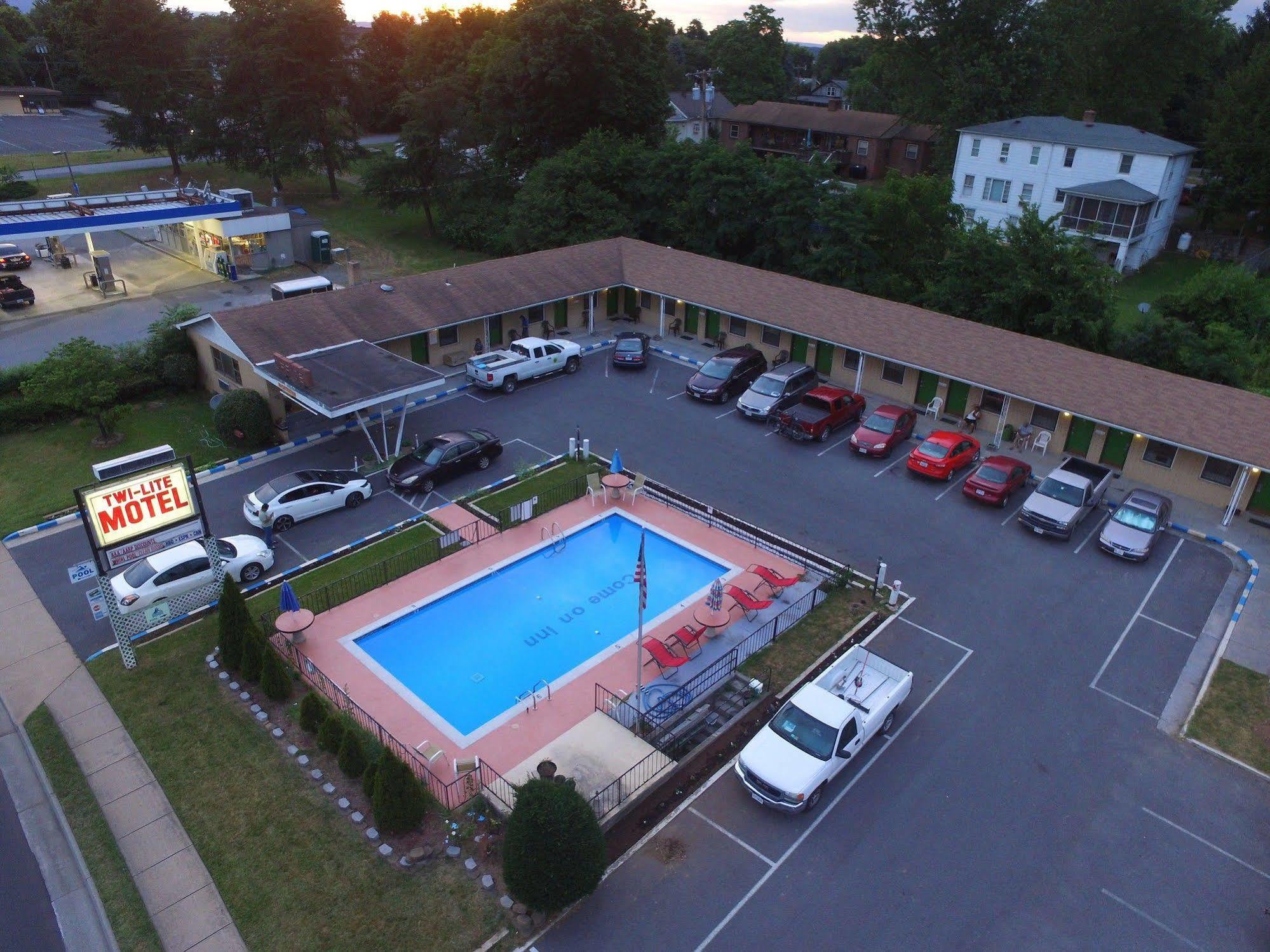 Twi-Lite Inn Front Royal Exterior foto